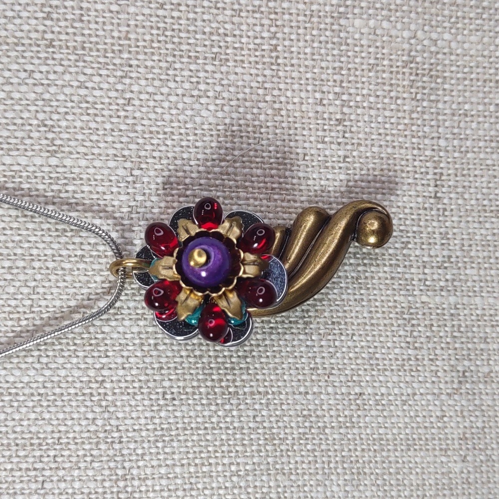 Vintage Liztech Flower Pendant Necklace